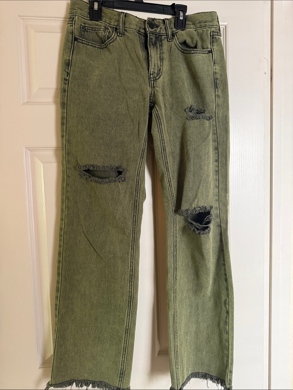 BDG Olive Green Distressed Cropped Jeans
